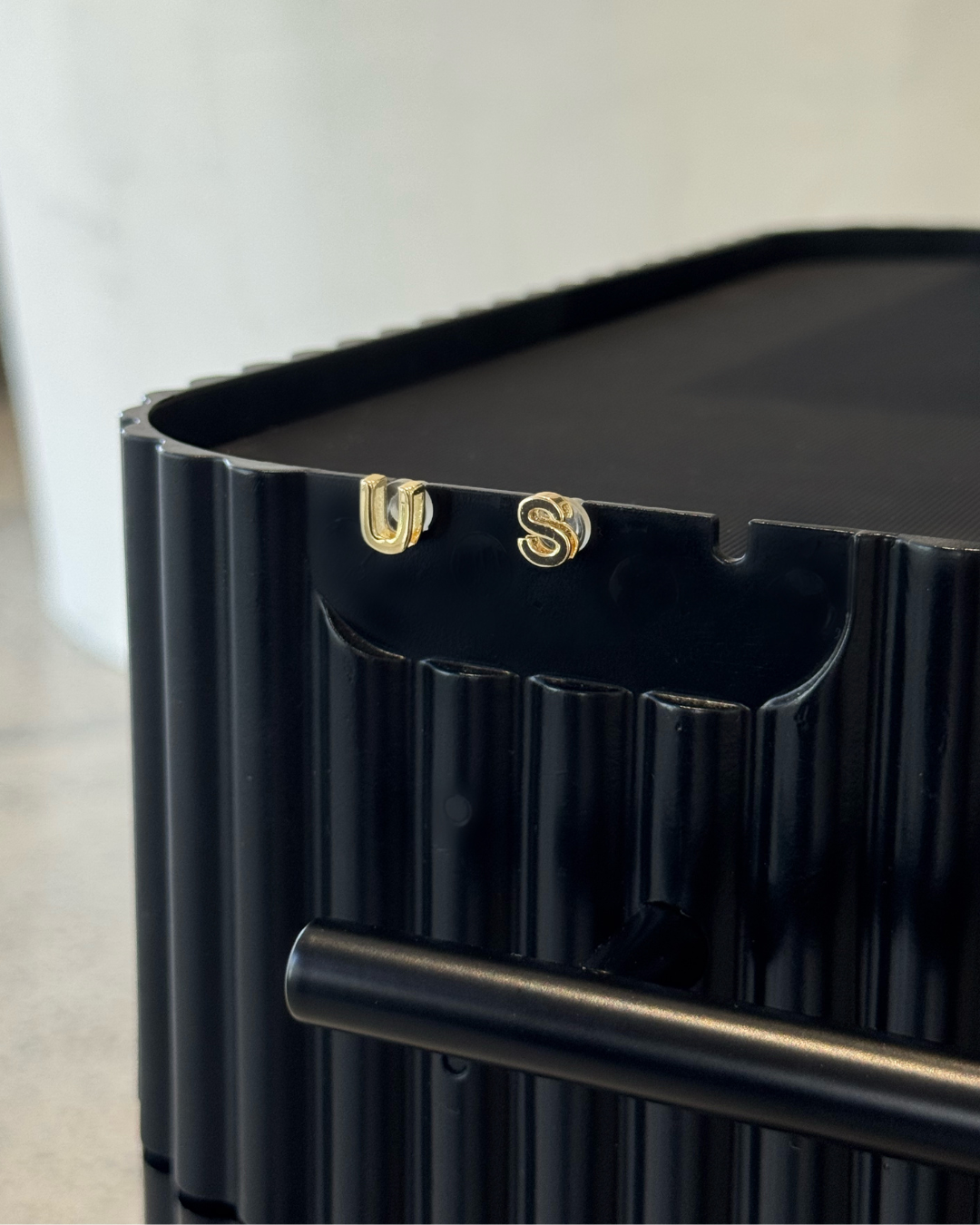Onyx - Pro Stylist Trolley Charms