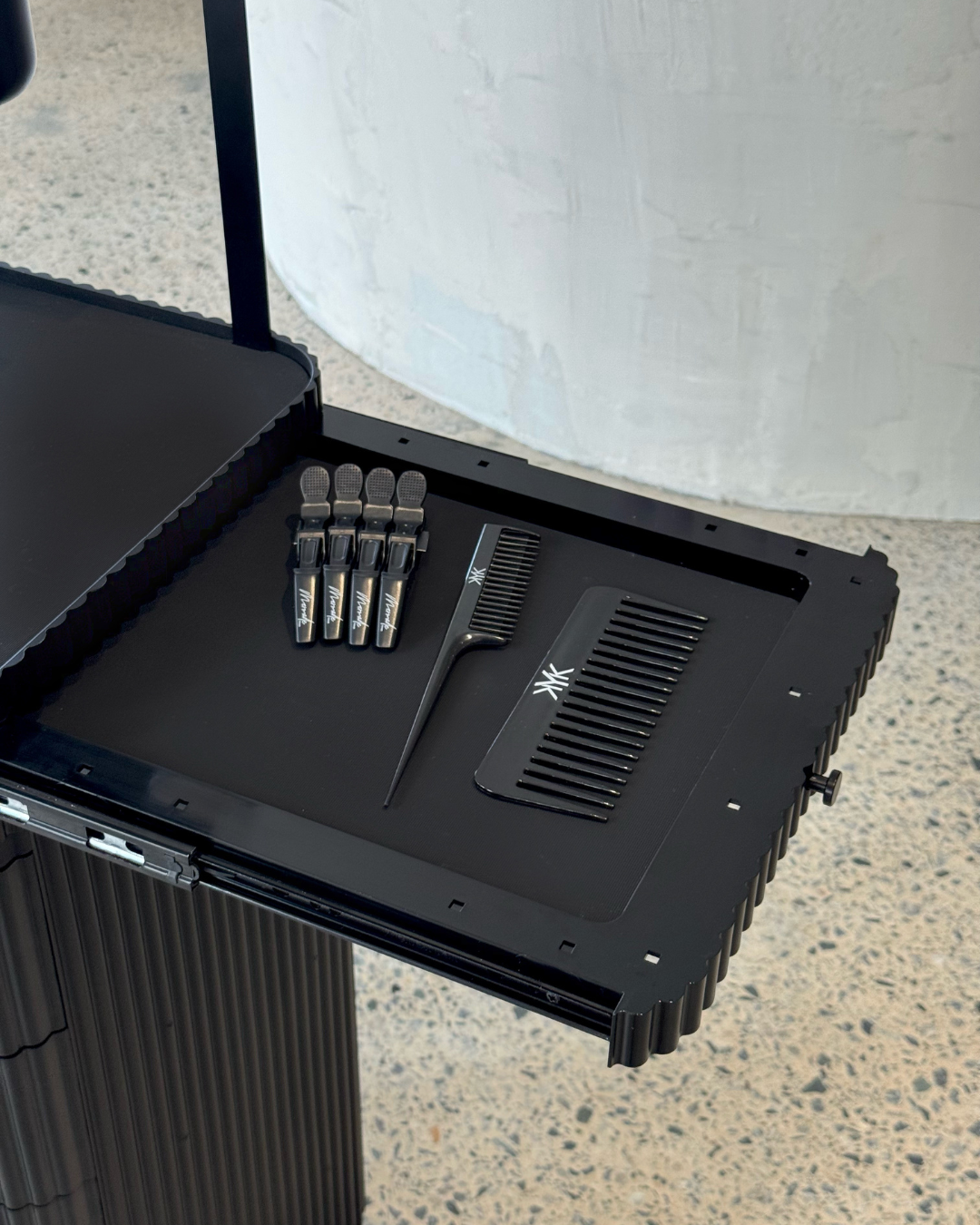 Onyx - Pro Stylist Trolley Tool