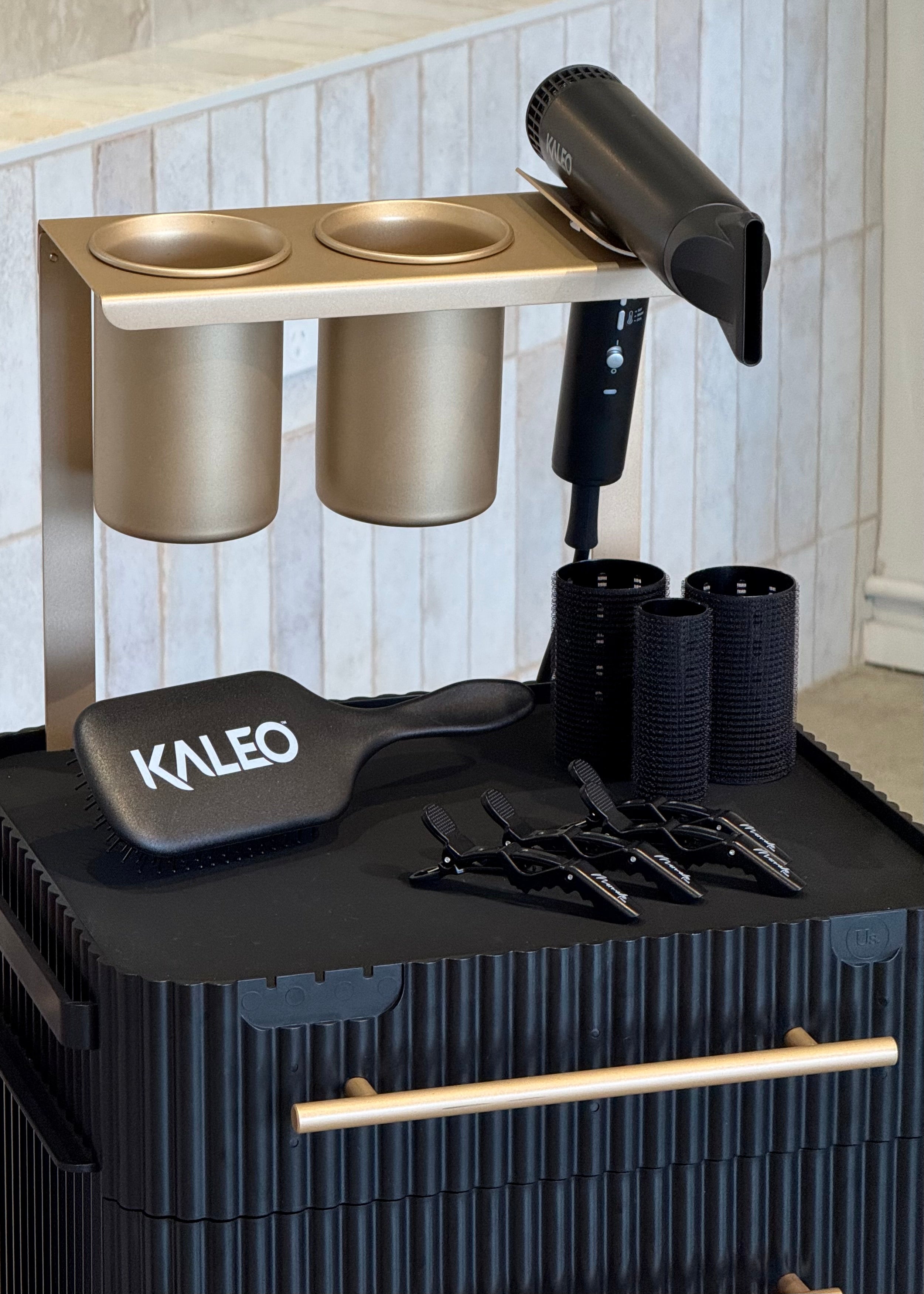 ONYX Black Professional Hairdressing Trolley | Salon Trolley | Us